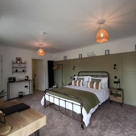 The Wolfe Inn Wolfscastle Haverfordwest Eksteriør billede
